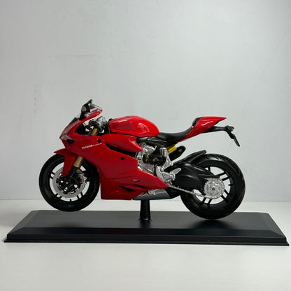 Ducati Panigale 1199 1:12 Ölçek