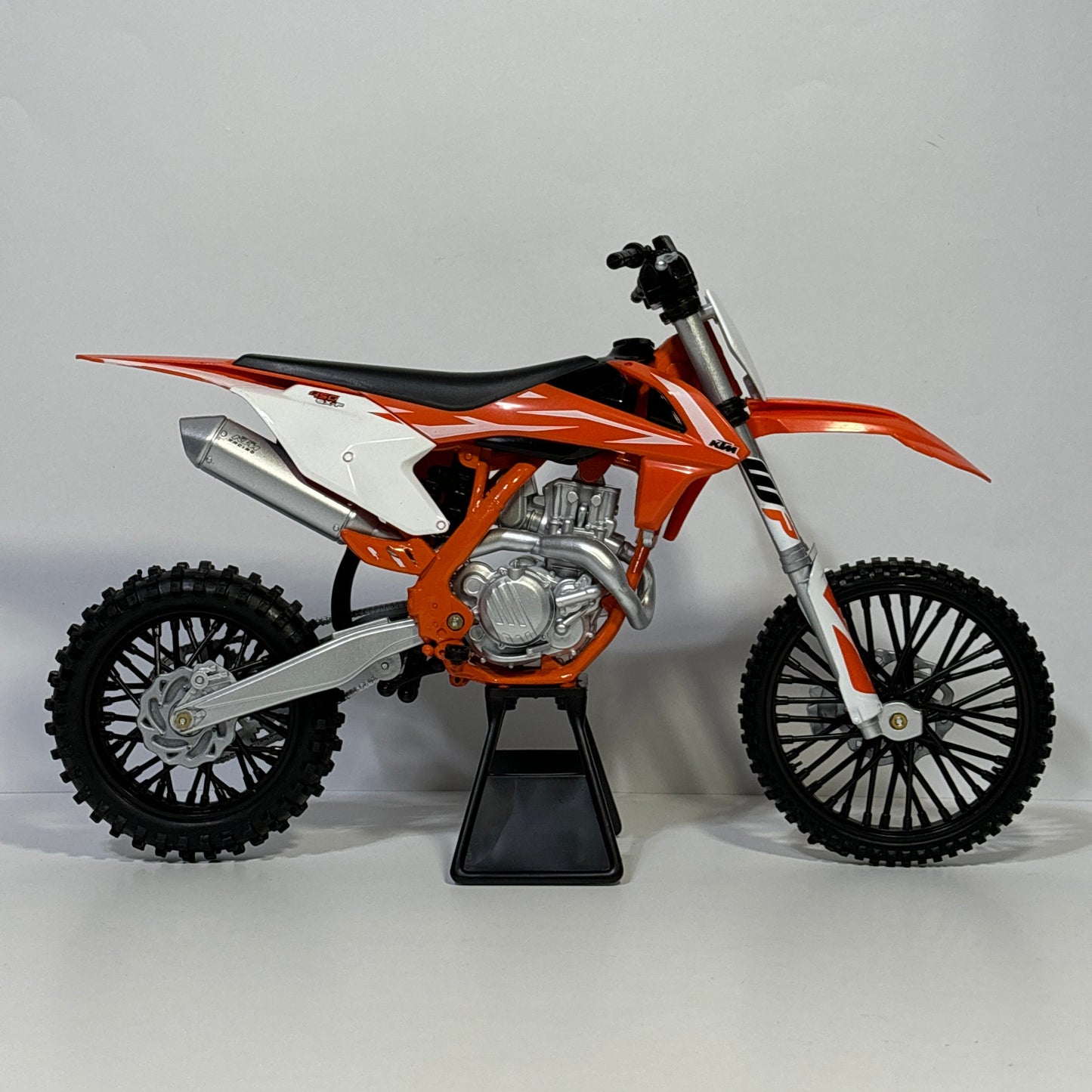 KTM 450 SX-F Cross 1:6 Ölçek Dev Model