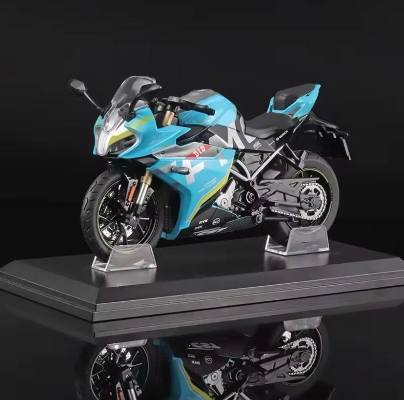 CF Moto 250 SR 1/12 Ölçek