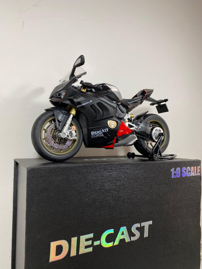 Ducati V4SP2 Premium Version 1/9 Dev Ölçek